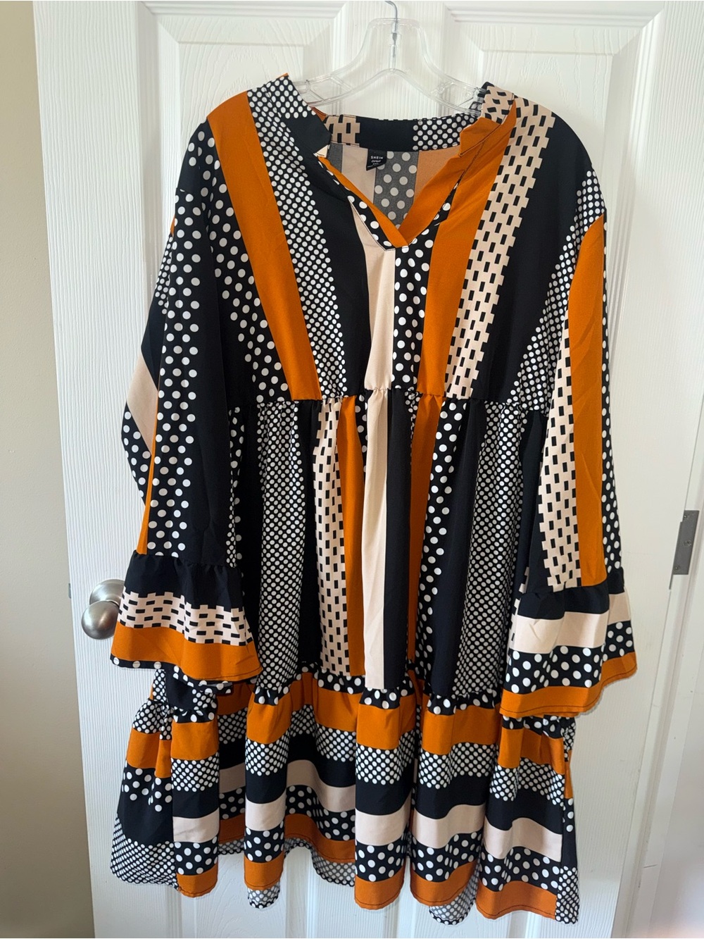 SHEIN Black, Mustard & Cream Long Sleeve Tiered Dress